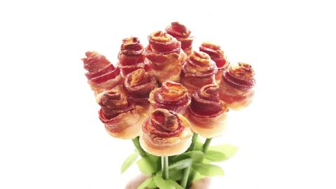 03 unique valentines day bouquets_bacon
