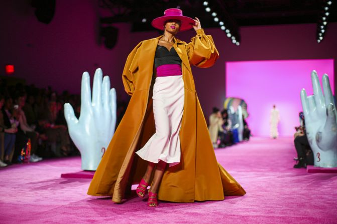 A model presents a creation for Christian Siriano during New York Fashion Week at Spring Studios on February 6, 2020 in New York City. 