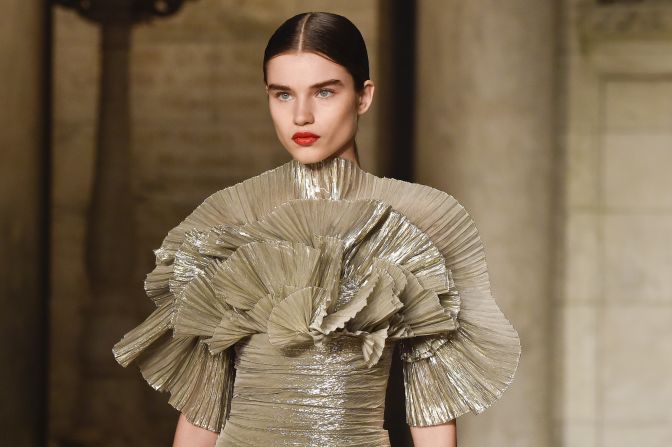 Meghan Roche walks the runway during the Oscar De La Renta Show at The New York Public Library on February 10, 2020 in New York City. 