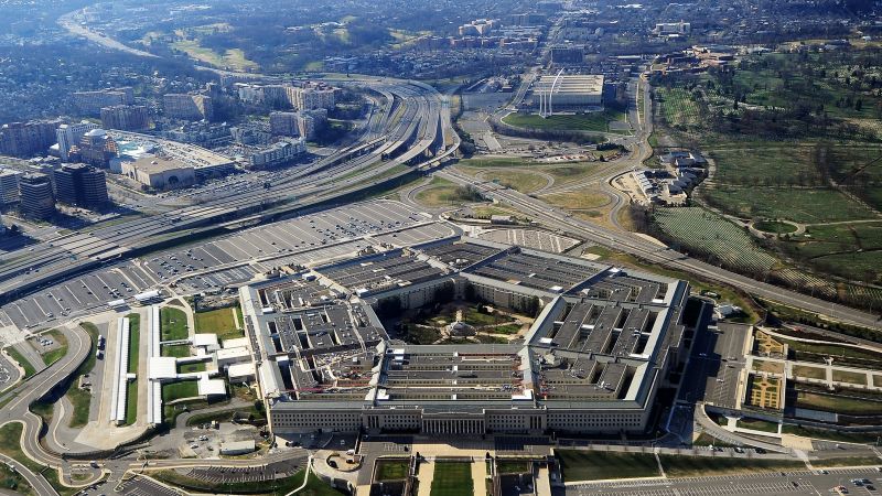 You are currently viewing US military investigating leak of emails from Pentagon server – CNN