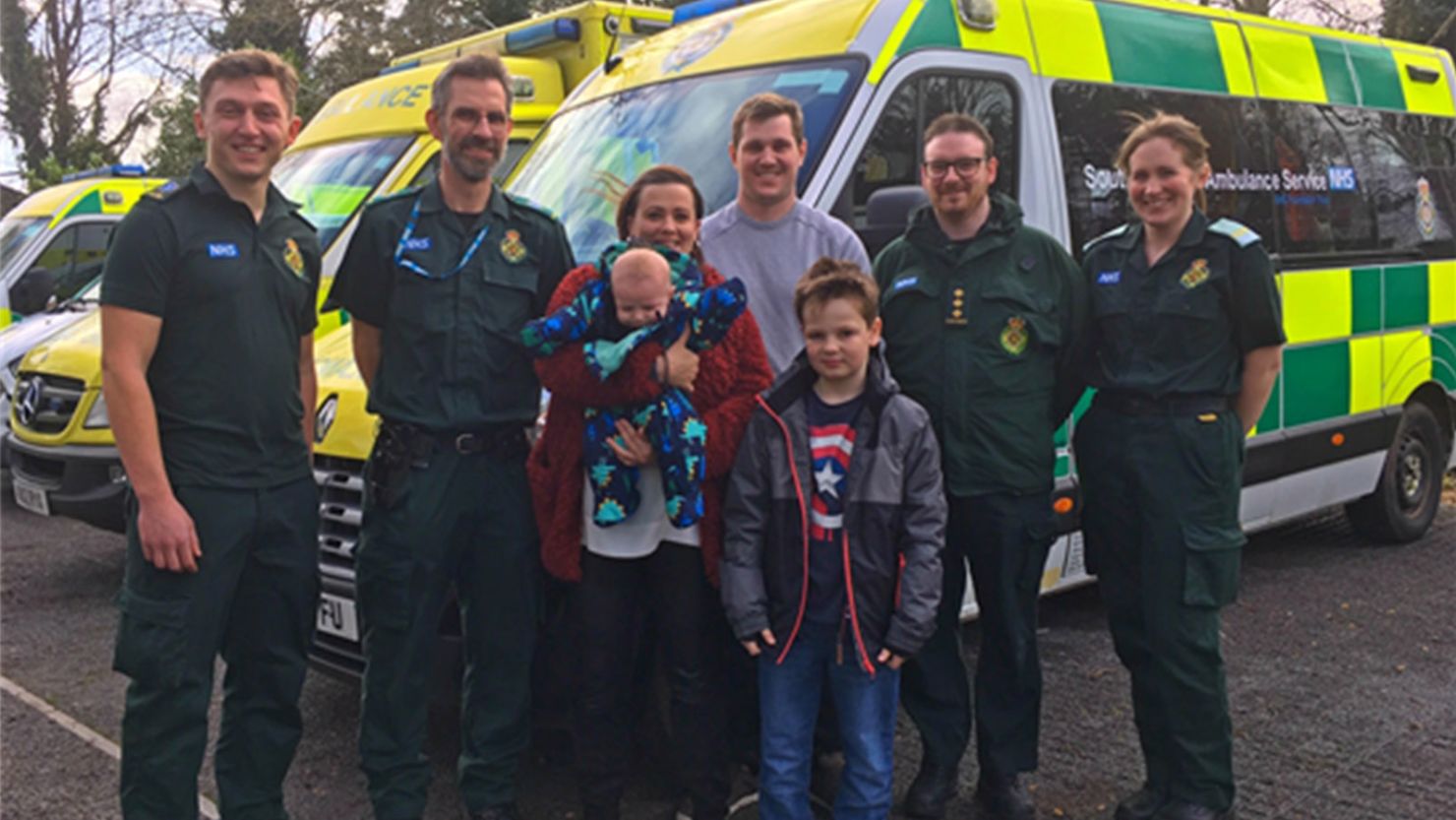 Jayne Rowland, her partner, Joshua Mogg, and her sons thanked ambulance staff after they talked her through giving birth on the highway. 