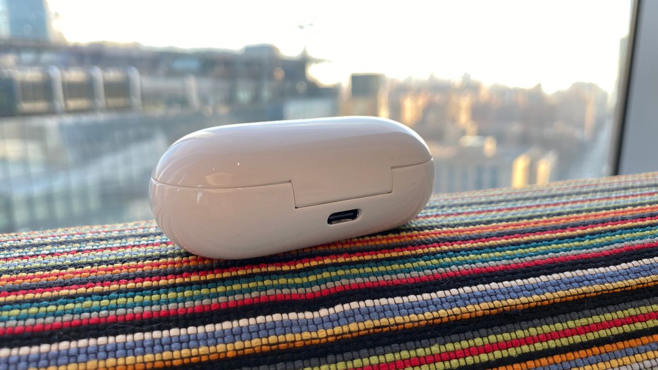 4-underscored samsung galaxy buds plus review