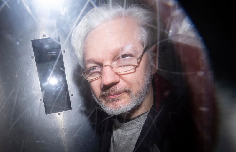 Julian Assange: Lawyer For WikiLeaks’ Assange Says He Was Offered A US ...