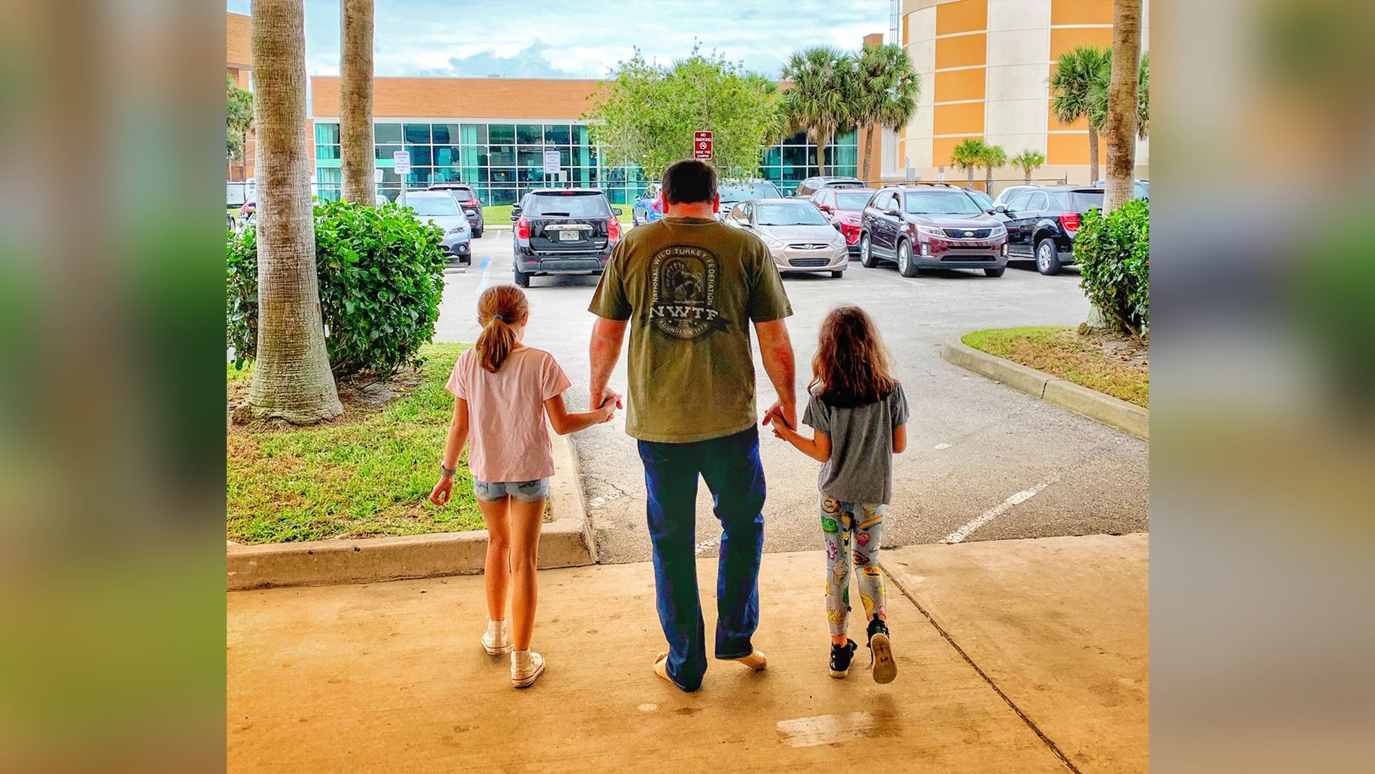 Ryan Newman, with his daughters, leaving the hosptial after the crash.