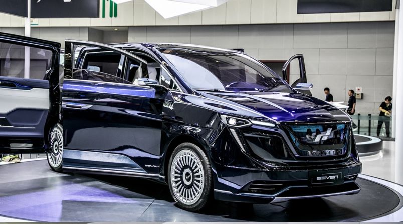 The company will also produce electric and autonomous cars, having already produced the Iconiq Seven electric minivan in collaboration with Chinese partners Iconiq. 