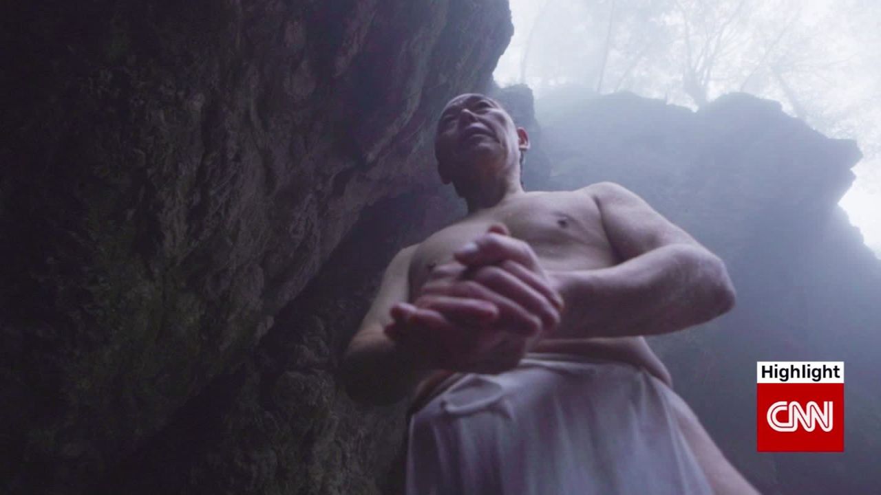 tokyo waterfall meditation_00004716.jpg