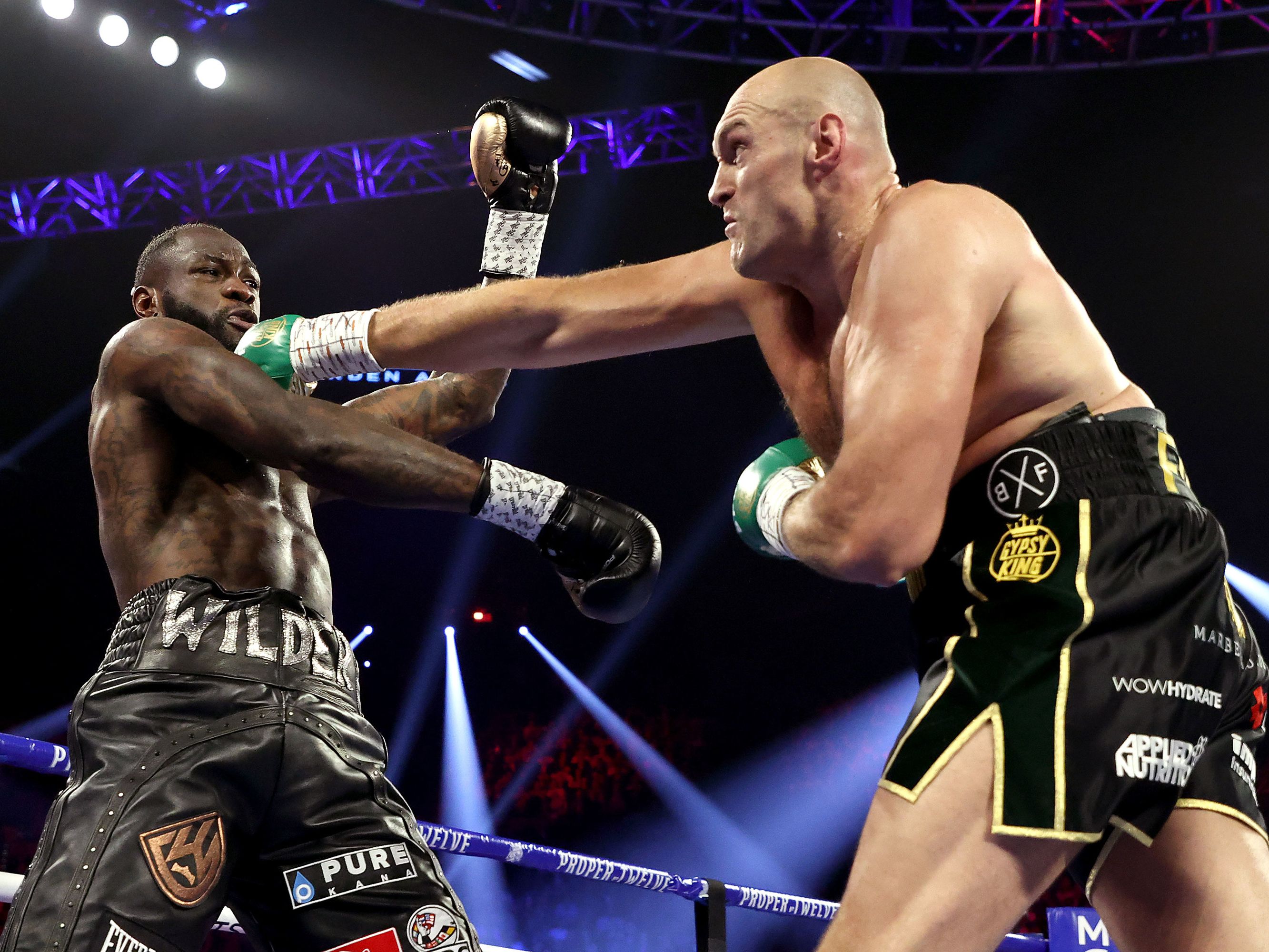 pictures: Tyson Fury vs. Wilder WBC | CNN