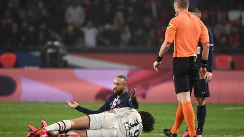 Neymar received his second yellow card for a clumsy challenge on Yacine Adli.
