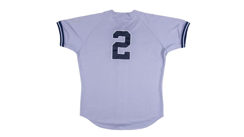 Derek jeter outlet baseball jersey