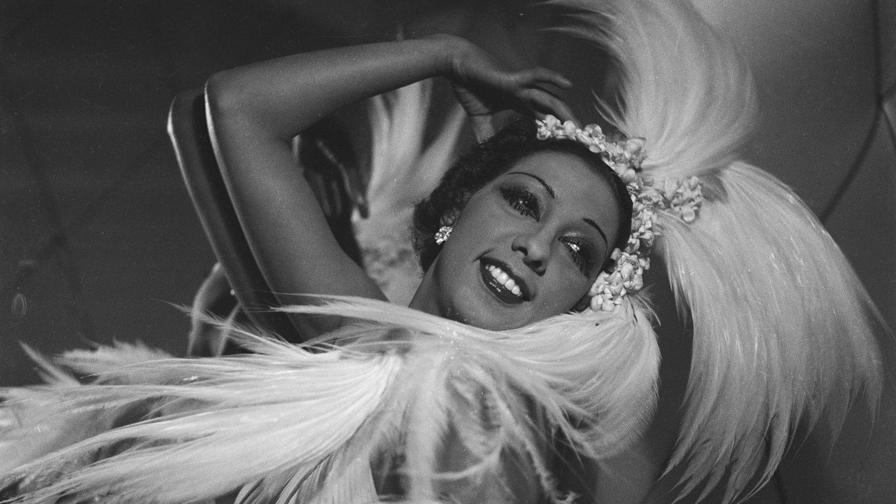 FRANCE - CIRCA 1926:  Josephine Baker (1906-1975), American artist of music-hall.  (Photo by Gaston Paris/Roger Viollet via Getty Images)