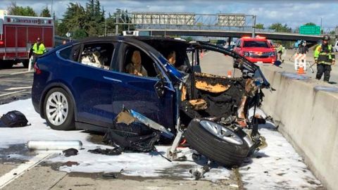 Walter Huang was killed when his Tesla struck a highway barrier.