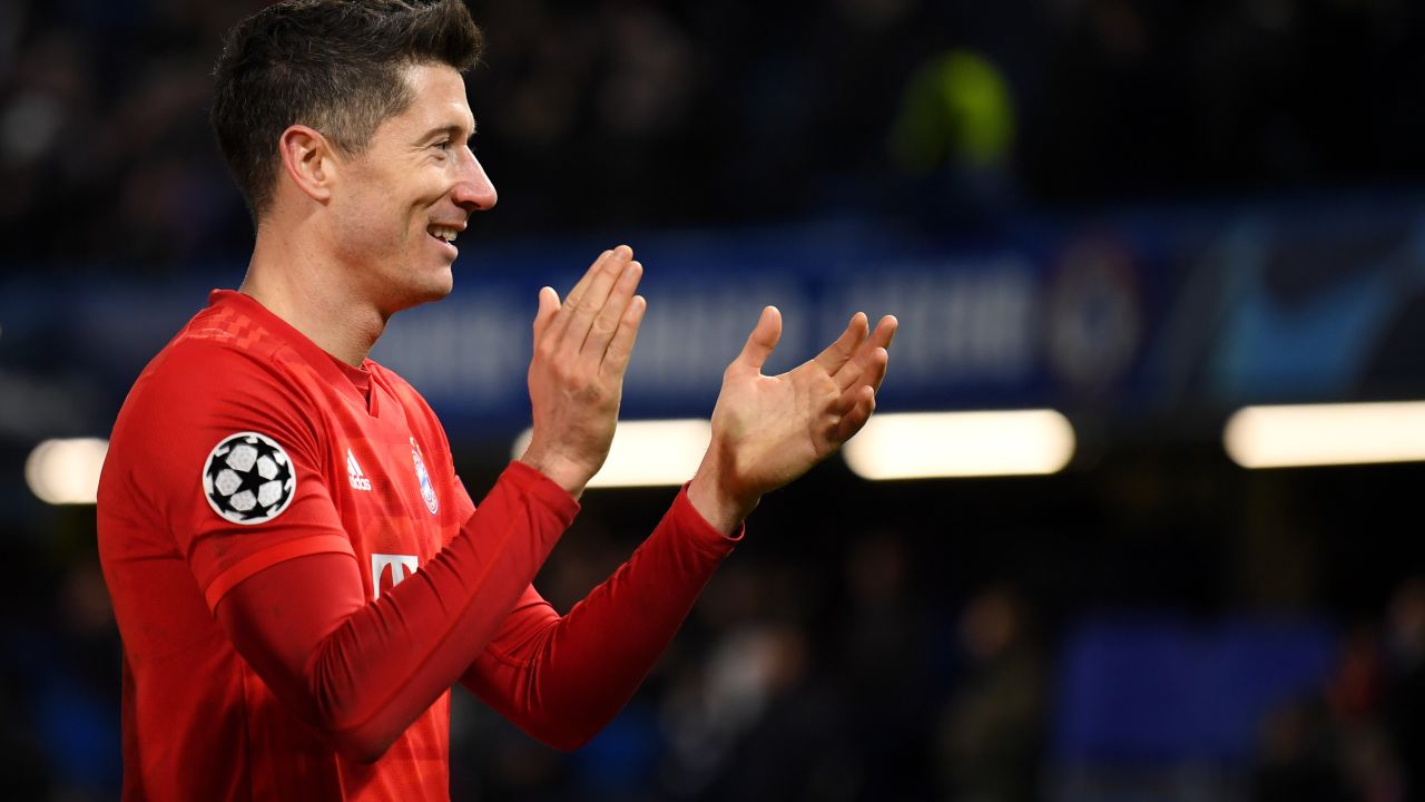 Robert Lewandowski made both of Gnabry's goals and scored one himself.