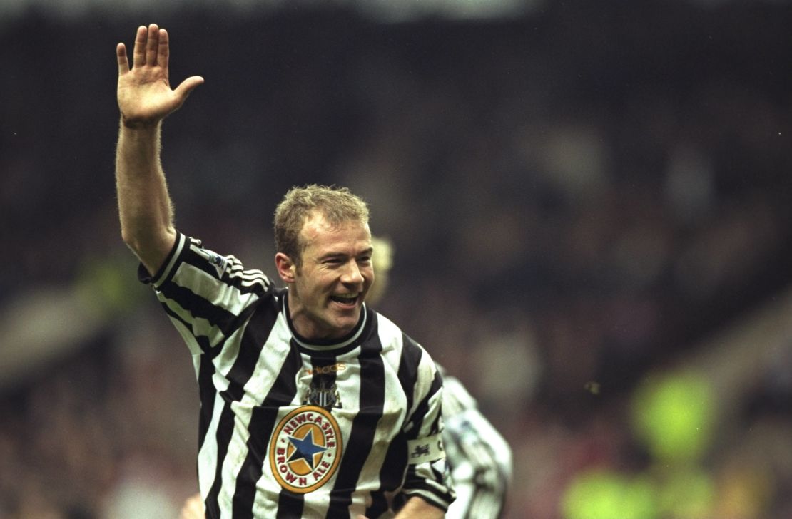 Alan Shearer is the Premier League's all-time top goalscorer on 260 and won the title once.