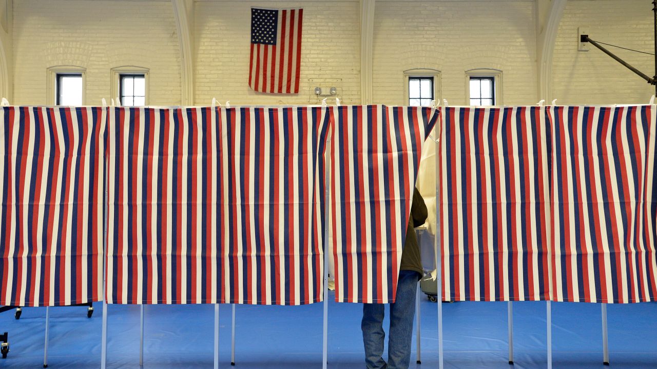Voting booth 0211