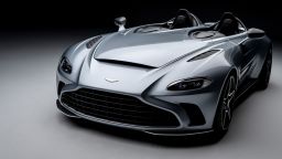 01 Aston Martin v12 speedster