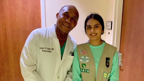 Anoushka Talwar poses with Dr. Leslie Leigh, the neonatologist who cared for her brother.