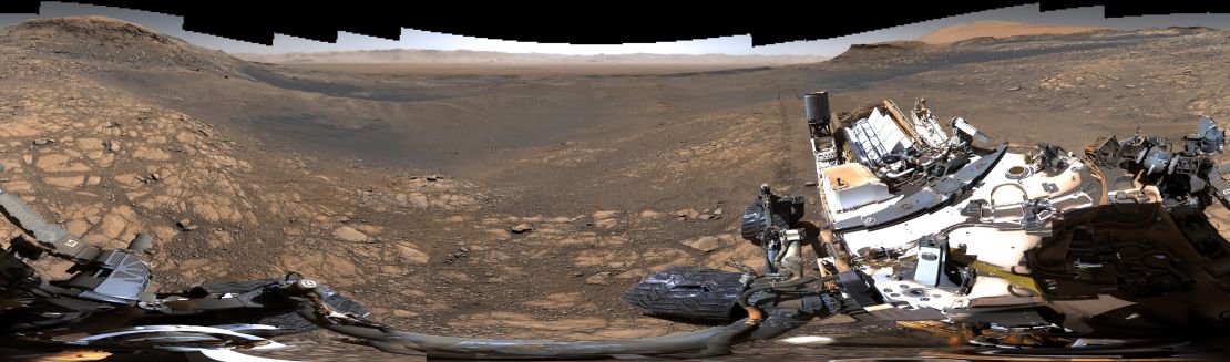 This smaller, 650-million-pixel panorama shows the rover itself.