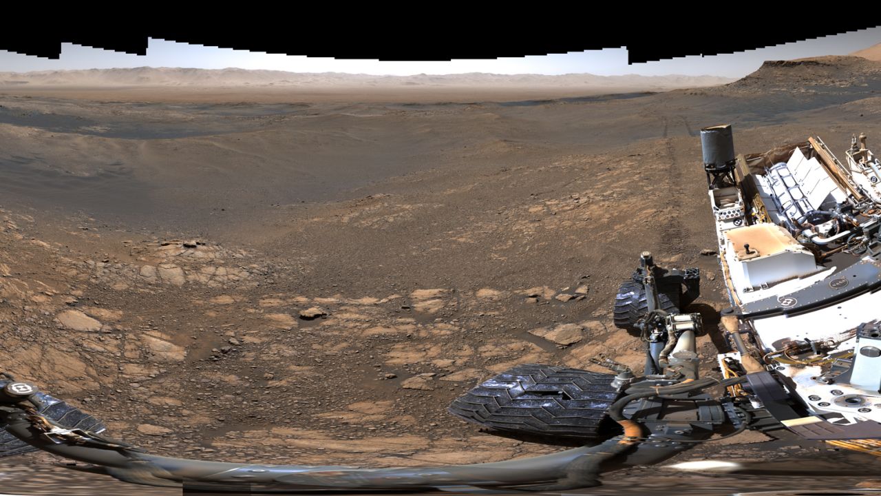 This smaller, 650-million-pixel panorama shows the rover itself.