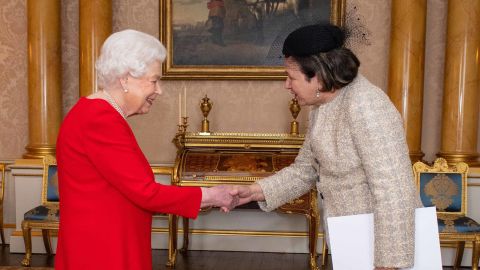 The Queen was not wearing gloves during official engagements Wednesday.