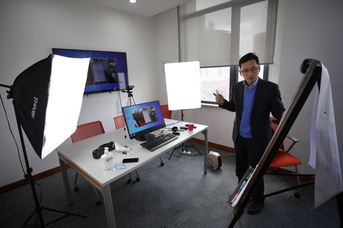 Li Xiaorong, an associate professor at Shanghai Jiao Tong University, conducts an online course via a live streaming platform amid the coronavirus outbreak.