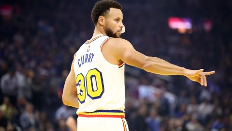 Steph Curry played his last game on October 30 but a broken hand in that game has kept him out of basketball for four months.