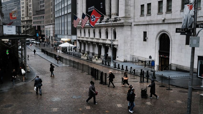 NEW YORK, NEW YORK - MARCH 03: People walk by the New York Stock Exchange (NYSE) on March 03, 2020 in New York City. Following a strong market surge yesterday, stocks one again fell on Wall Street as global concerns over the financial impact from the Coronavirus drive investments down. (Photo by Spencer Platt/Getty Images)