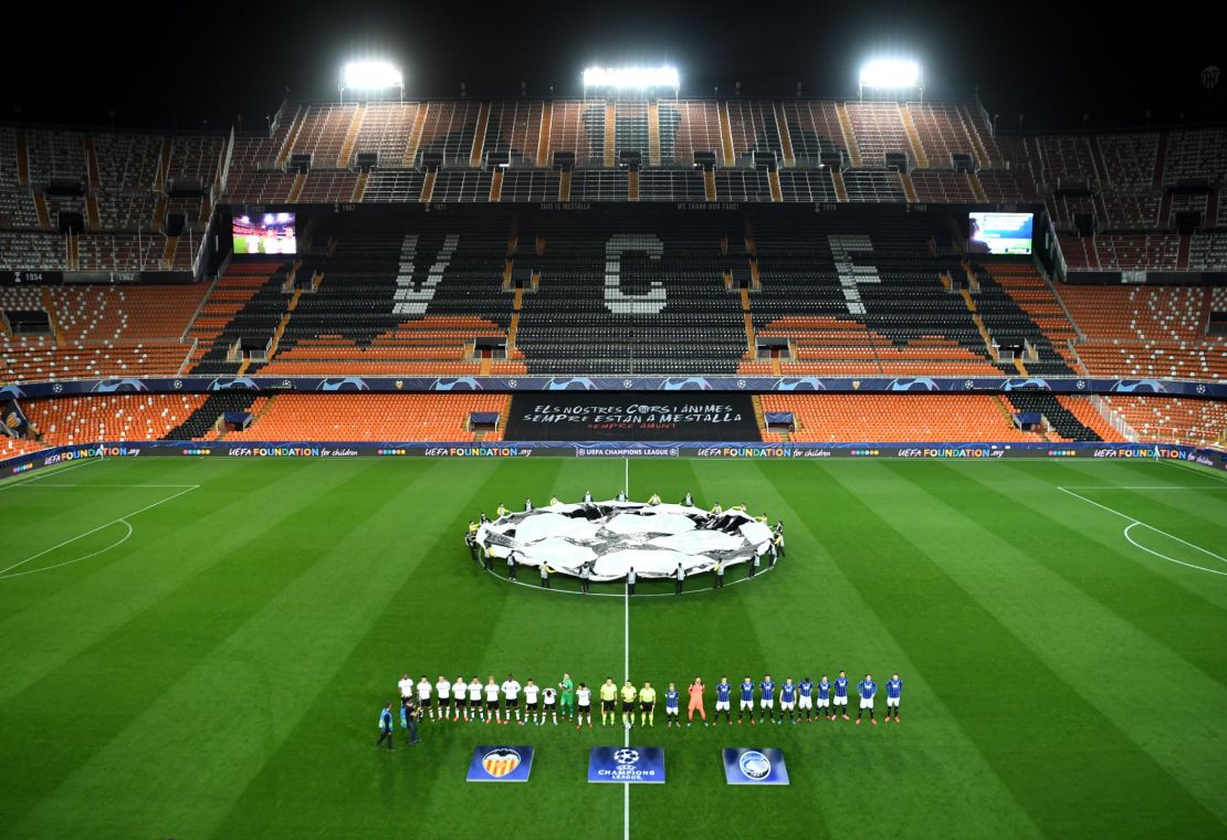 Valencia and Atalanta played their match in front of empty stands.