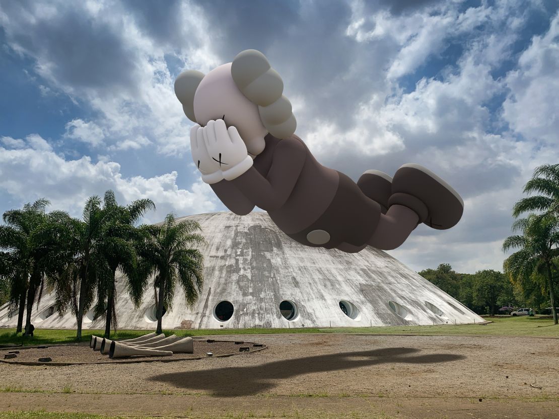 Users can lease the AR 'At This Time (Expanded)' for 7 to 30 days, so they can choose their own backdrop for the floating KAWS design.