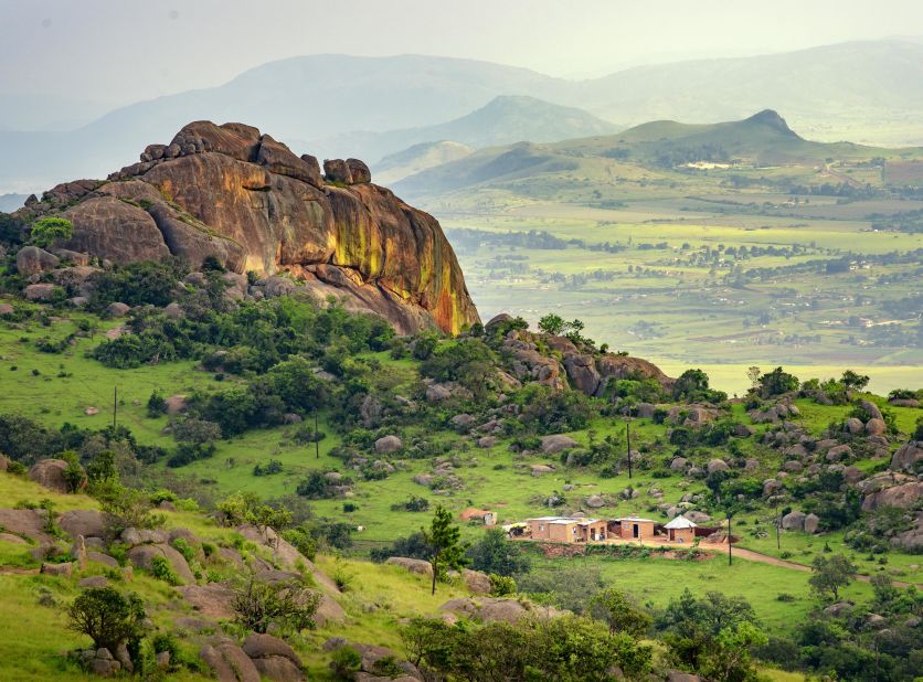 <strong>Ezulwini Valley in the Kingdom of eSwatini:</strong> Mbabane, the administrative capital of the Kingdom of eSwatini, is located near this scenic landscape of rocky mountains.