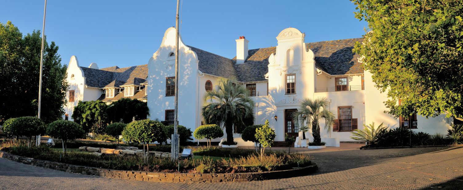 <strong>Oliewenhuis Art Museum in Bloemfontein, South Africa:</strong> A permanent collection of works by South African artists draws visitors to Oliewenhuis Art Museum in Bloemfontein, South Africa's third capital. 