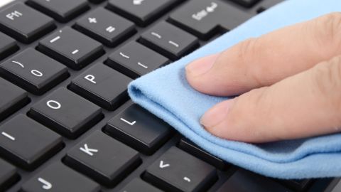 5-underscored keyboard cleaning
