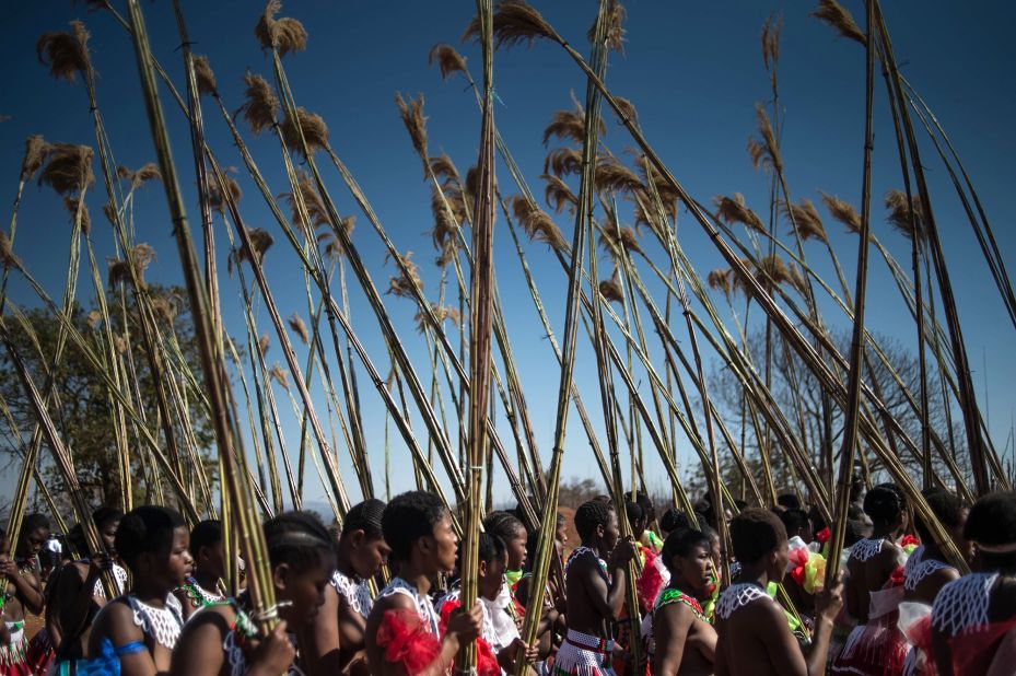 <strong>Ludzidzini in the Kingdom of eSwatini: </strong>The annual royal Reed Dance takes place at the Ludzidzini Royal palace.