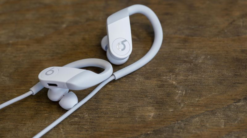 Battery powerbeats pro hot sale