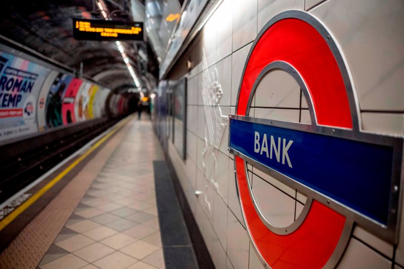 London Tube stations close but UK government plays down prospect