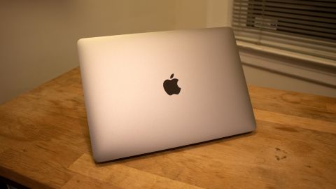 2-underscored FI apple macbook air