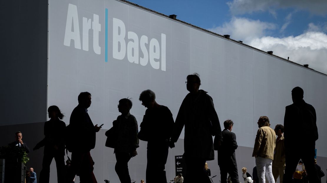 Visitors arrive at Art Basel 2019