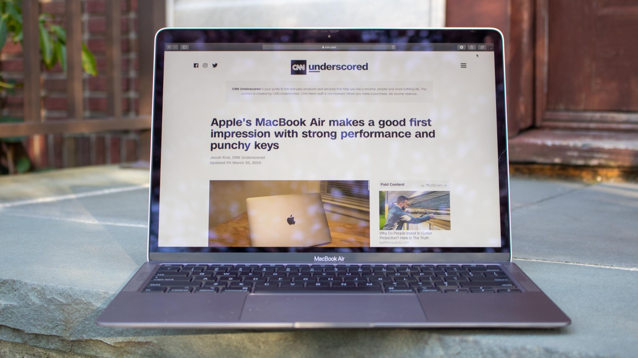 MacBook Air 2020 review: Fast processors, cheaper price and the Magic  Keyboard