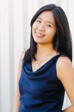 Vanessa Hua