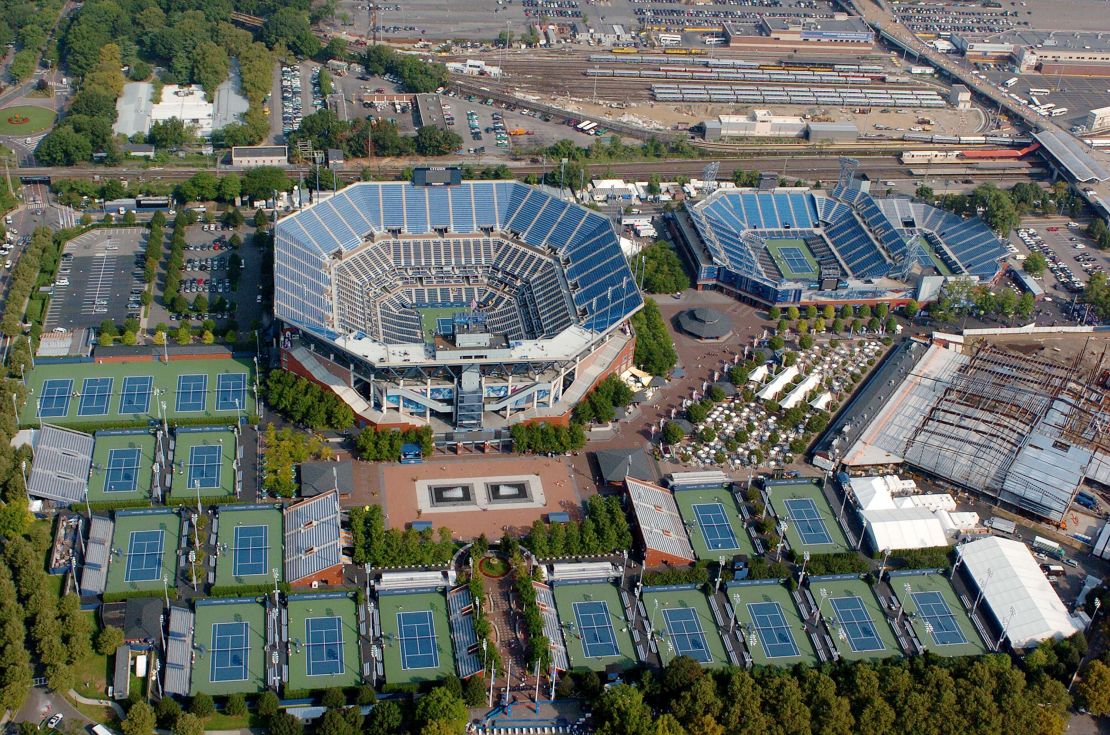 Aerial view of the Billie Jean King National Tennis Center in Flushing Meadows-Corona Park from 2007.