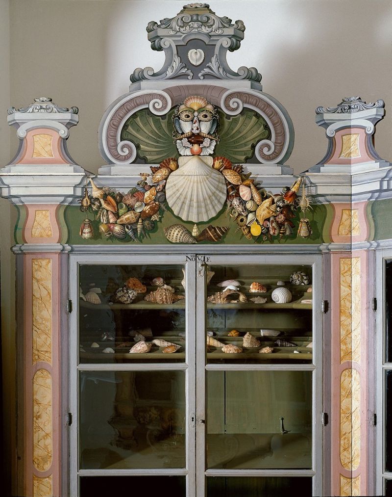 洋書 Cabinets of Curiosities Cabinets of Curiosities: Mauriès, Patrick: 9780500022887
