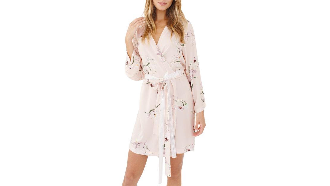 Plum Pretty Sugar Floral Print Short Robe in Peony Sea