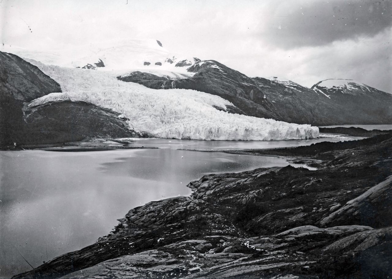 A century ago, de Agostini took this photo of the Negri glacier on one of his many expeditions into the wilds of Patagonia. 