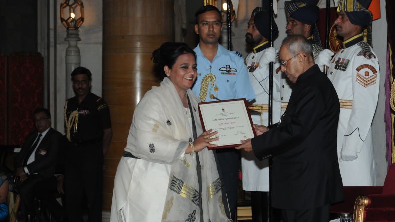<strong>Nari Shakti Award: </strong>In 2017, Dagar received the Nari Shakti Award, which is the highest civilian honor for a woman in India.  