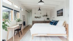 02 Airbnb hosts struggle