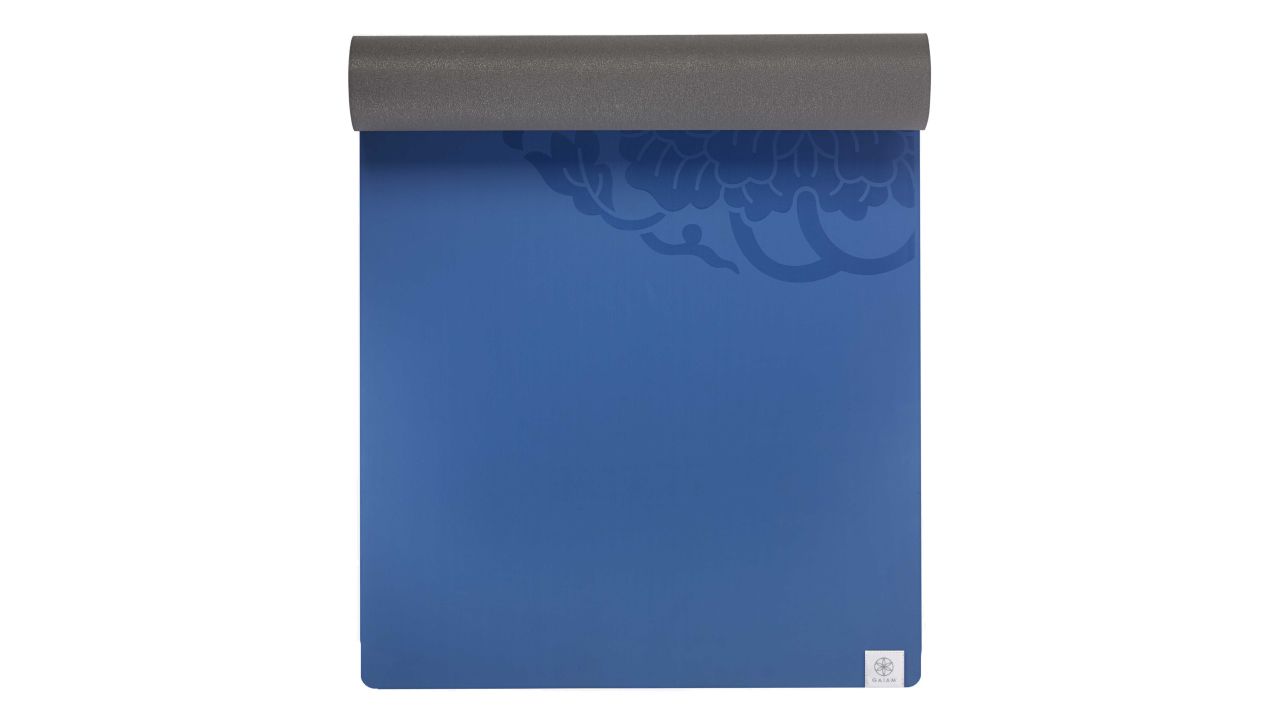 Gaiam Performance Dry-Grip Yoga Mat