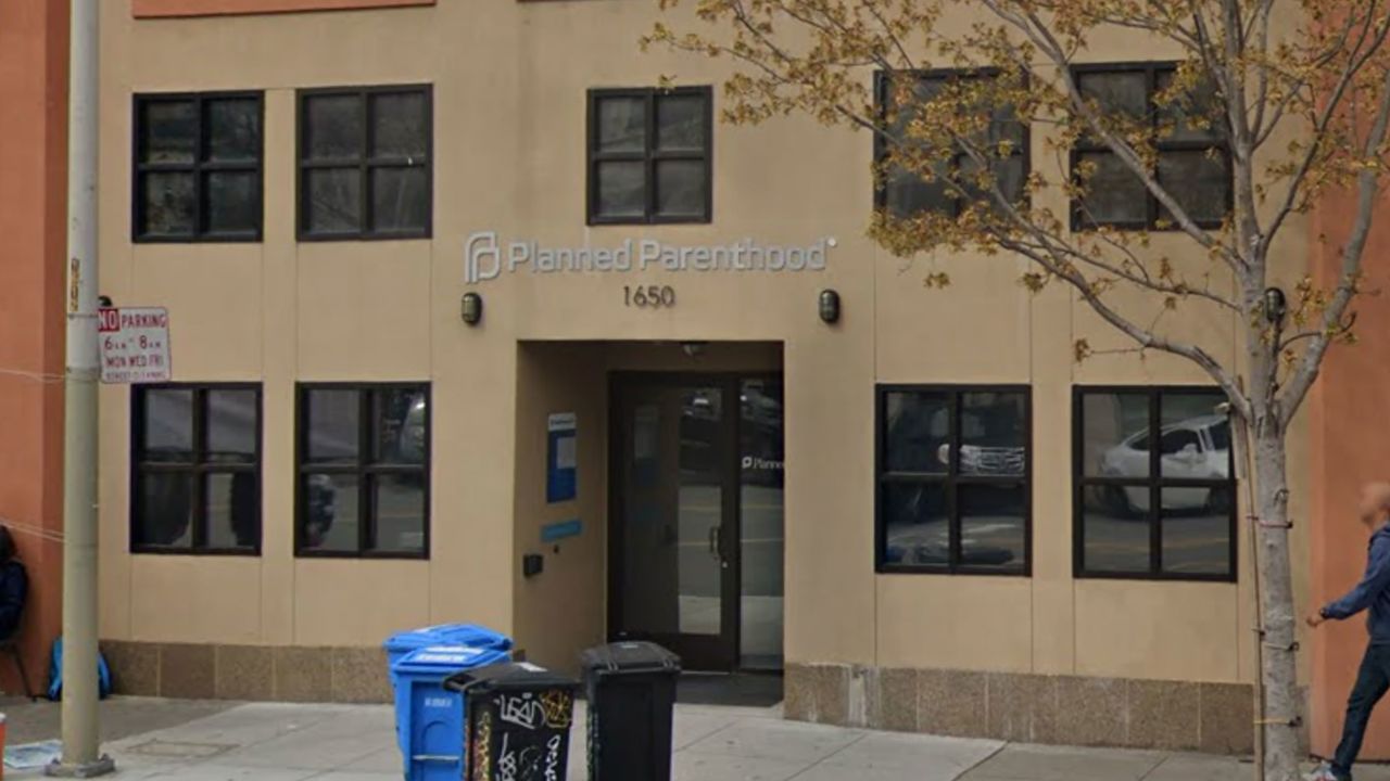 The Planned Parenthood clinic in San Francisco where police cited an 86-year-old demonstrator.