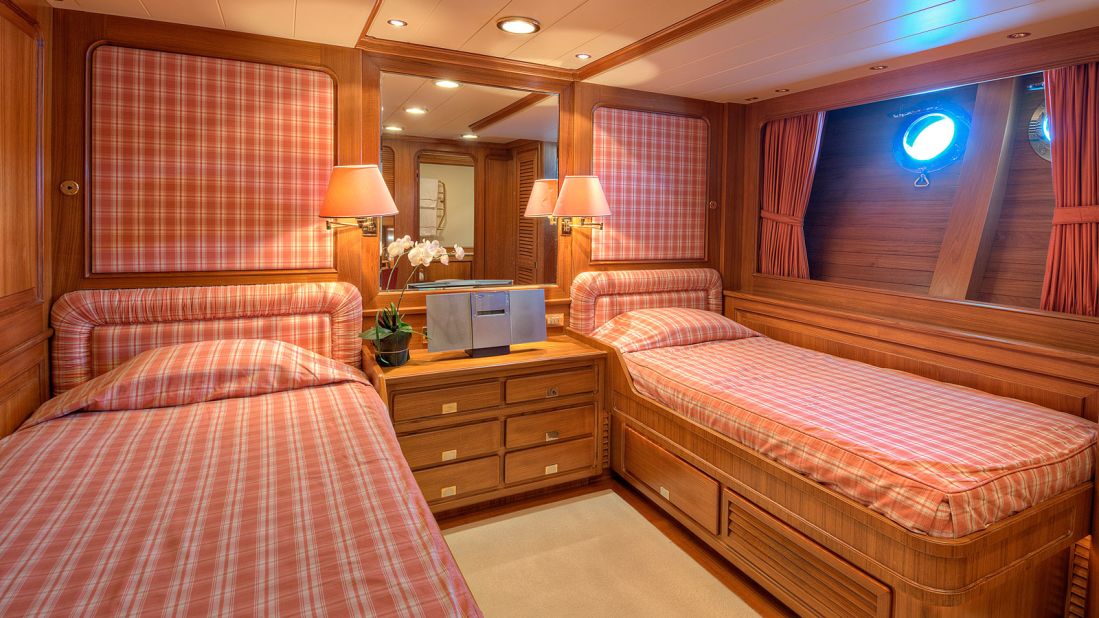 <strong>Spacious superyacht: </strong>"Morning Glory" has four luxurious suites, a full beam owner's suite and four cabins.