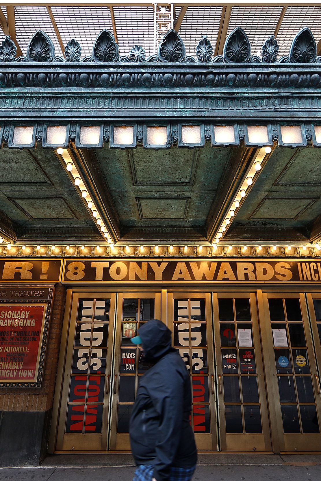 Broadway extends its coronavirus shutdown until early June | CNN