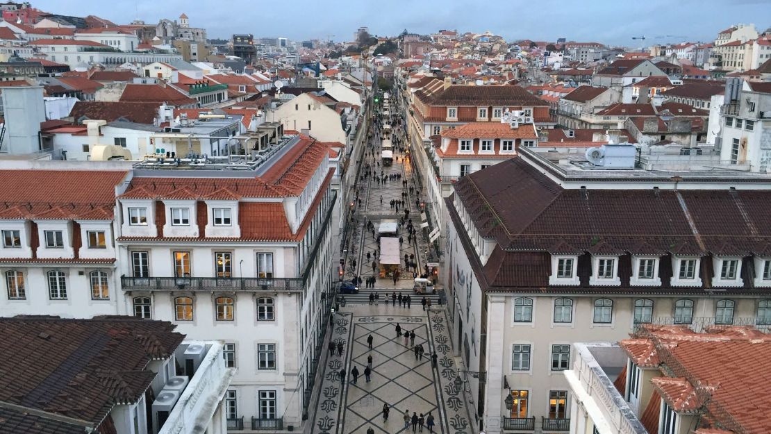 Walking along the streets of Lisbon