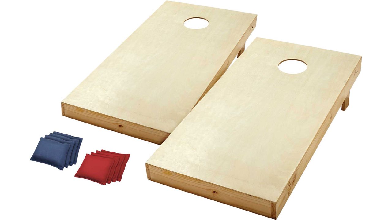 Quest Traditional Cornhole Board Set